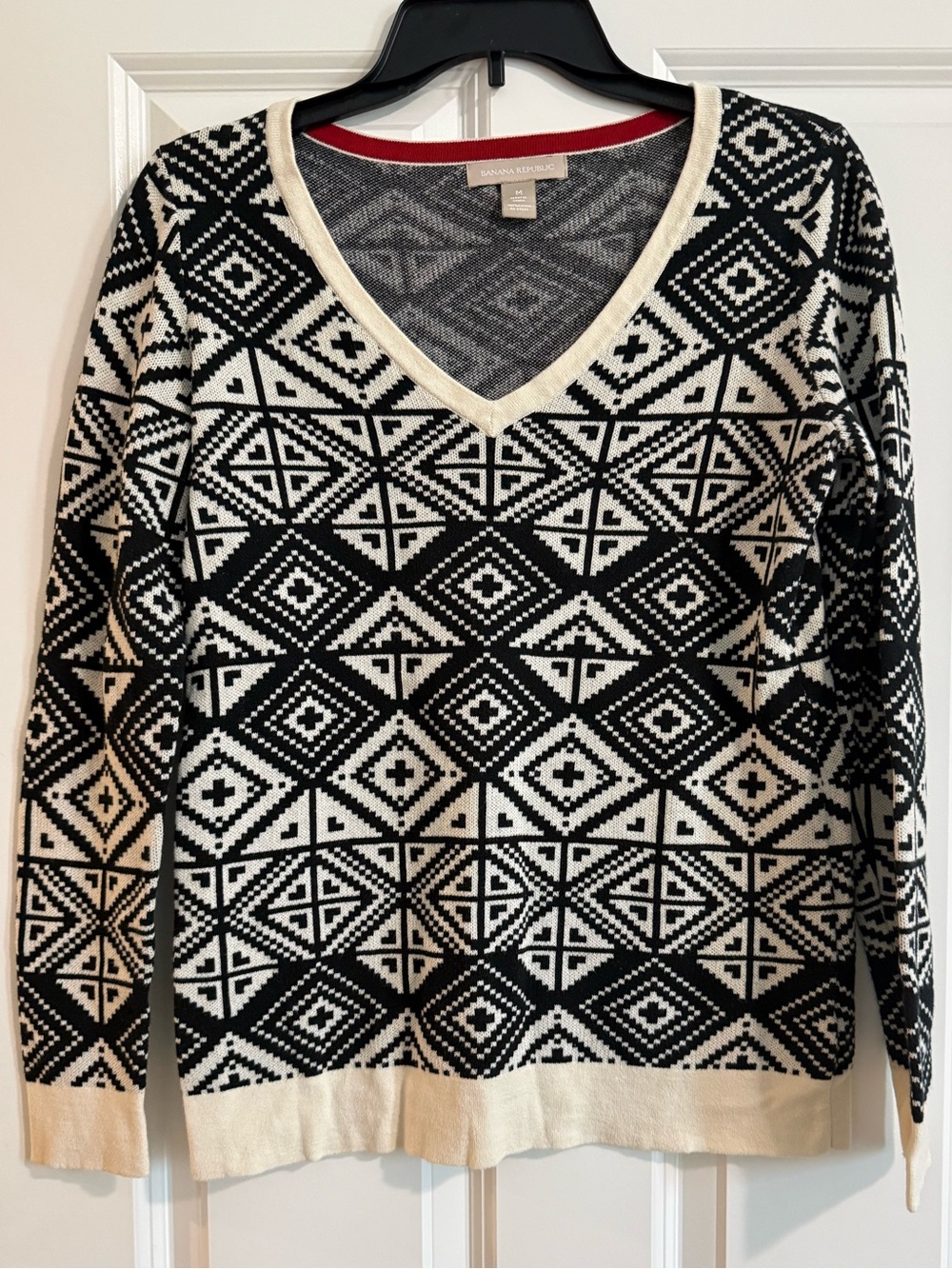 Banana Republic Black and Cream Geometric V-Neck Sweater
